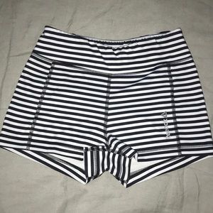 Reebok Yoga hot shorts